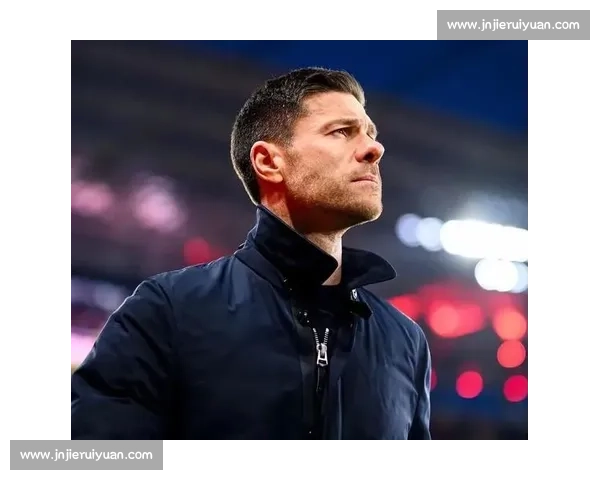 阿隆索执教皇马：少帅接盘困境银河战舰，铁血战术能否重塑辉煌？