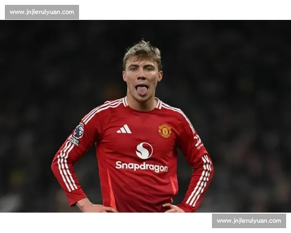 米兰领跑霍伊伦租借争夺战：400 万租借 + 4000 万买断条款浮出水面