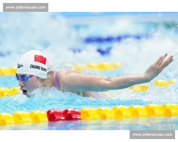 张雨霏晒成都赛后存档照 全锦赛收兵后启程返京